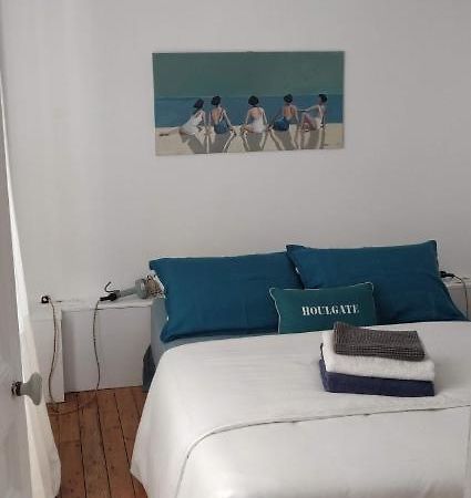 Escapade De Charme Les Pieds Dans L'Eau Apartment Houlgate Ngoại thất bức ảnh